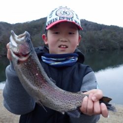 フィッシングレイクたかみや 釣果