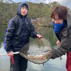 フィッシングレイクたかみや 釣果