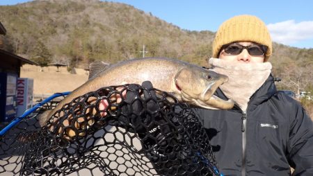フィッシングレイクたかみや 釣果