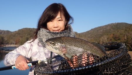 フィッシングレイクたかみや 釣果