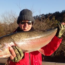 フィッシングレイクたかみや 釣果