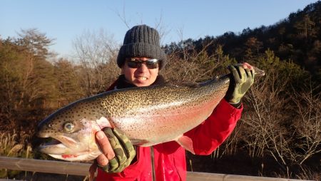 フィッシングレイクたかみや 釣果