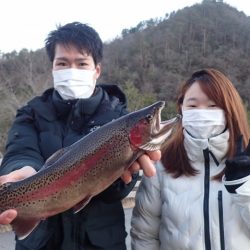 フィッシングレイクたかみや 釣果