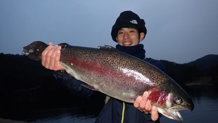 フィッシングレイクたかみや 釣果