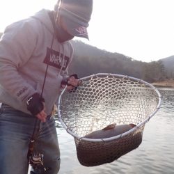 フィッシングレイクたかみや 釣果