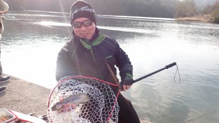 フィッシングレイクたかみや 釣果