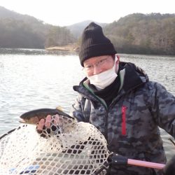 フィッシングレイクたかみや 釣果