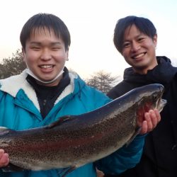 フィッシングレイクたかみや 釣果