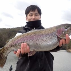 フィッシングレイクたかみや 釣果