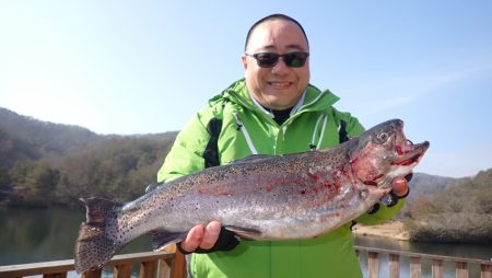 フィッシングレイクたかみや 釣果