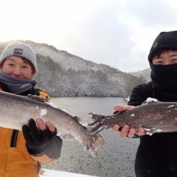 フィッシングレイクたかみや 釣果