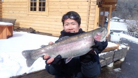 フィッシングレイクたかみや 釣果