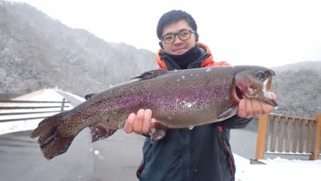 フィッシングレイクたかみや 釣果