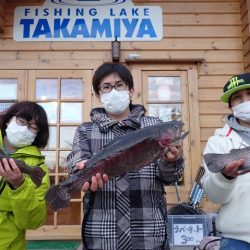 フィッシングレイクたかみや 釣果