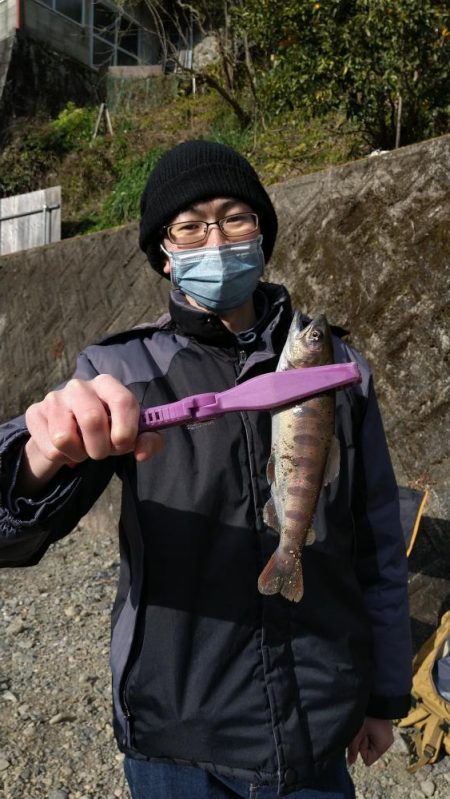 アマゴ釣り(管理釣り場)