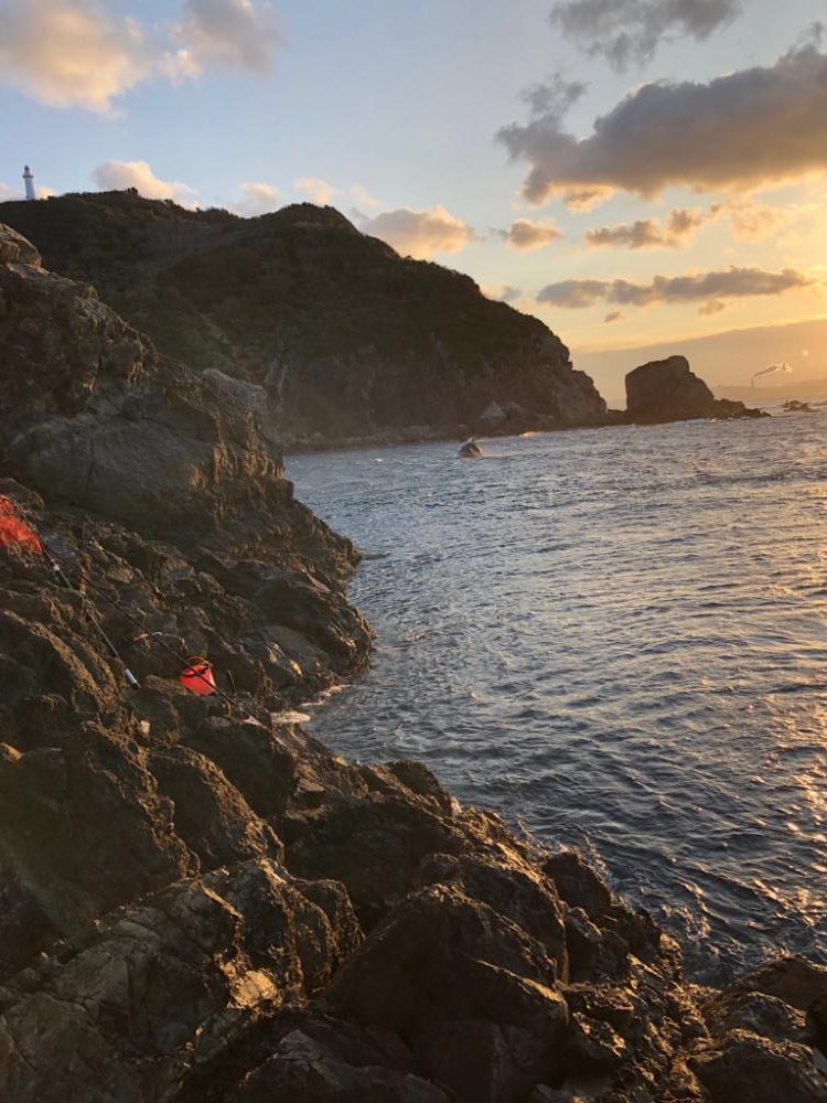 磯でフカセ釣り