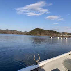 入鹿池でワカサギ釣り