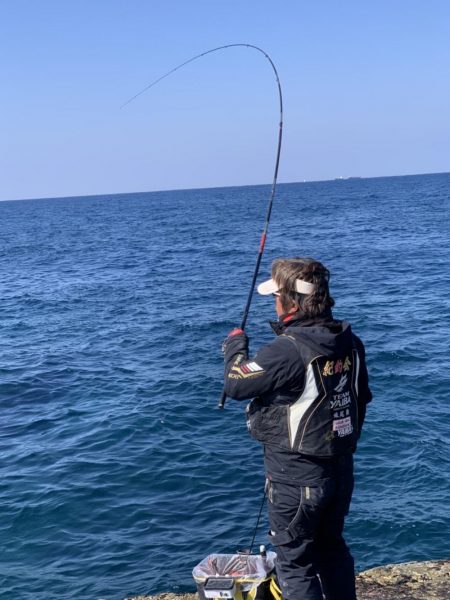 和歌山市江(吉丸渡船)で磯フカセ