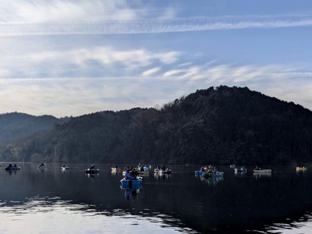 愛知県入鹿池ボート ワカサギ釣り！