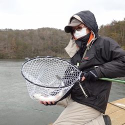 フィッシングレイクたかみや 釣果