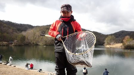 フィッシングレイクたかみや 釣果