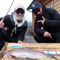 フィッシングレイクたかみや 釣果