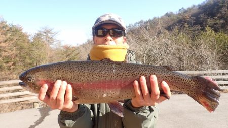 フィッシングレイクたかみや 釣果