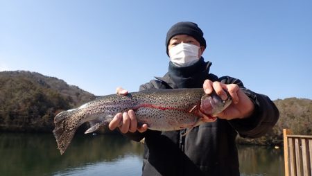 フィッシングレイクたかみや 釣果