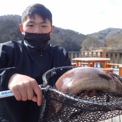 フィッシングレイクたかみや 釣果