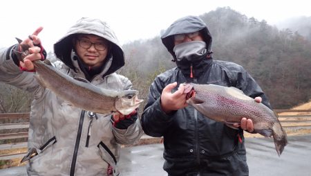 フィッシングレイクたかみや 釣果