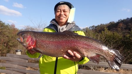 フィッシングレイクたかみや 釣果