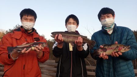 フィッシングレイクたかみや 釣果