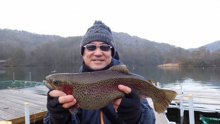 フィッシングレイクたかみや 釣果