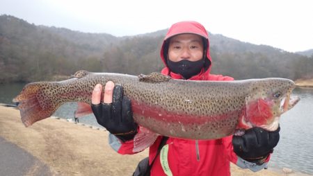 フィッシングレイクたかみや 釣果