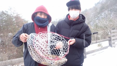 フィッシングレイクたかみや 釣果