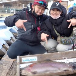 フィッシングレイクたかみや 釣果