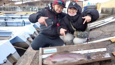 フィッシングレイクたかみや 釣果
