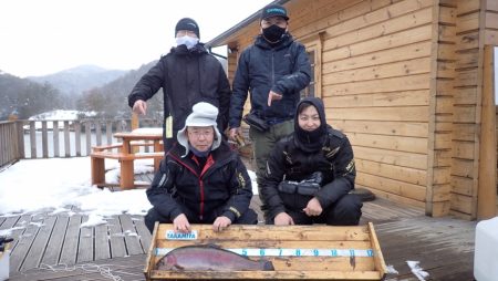 フィッシングレイクたかみや 釣果