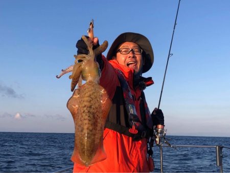 発売間近のベイトフェザーネオグローでティッ…