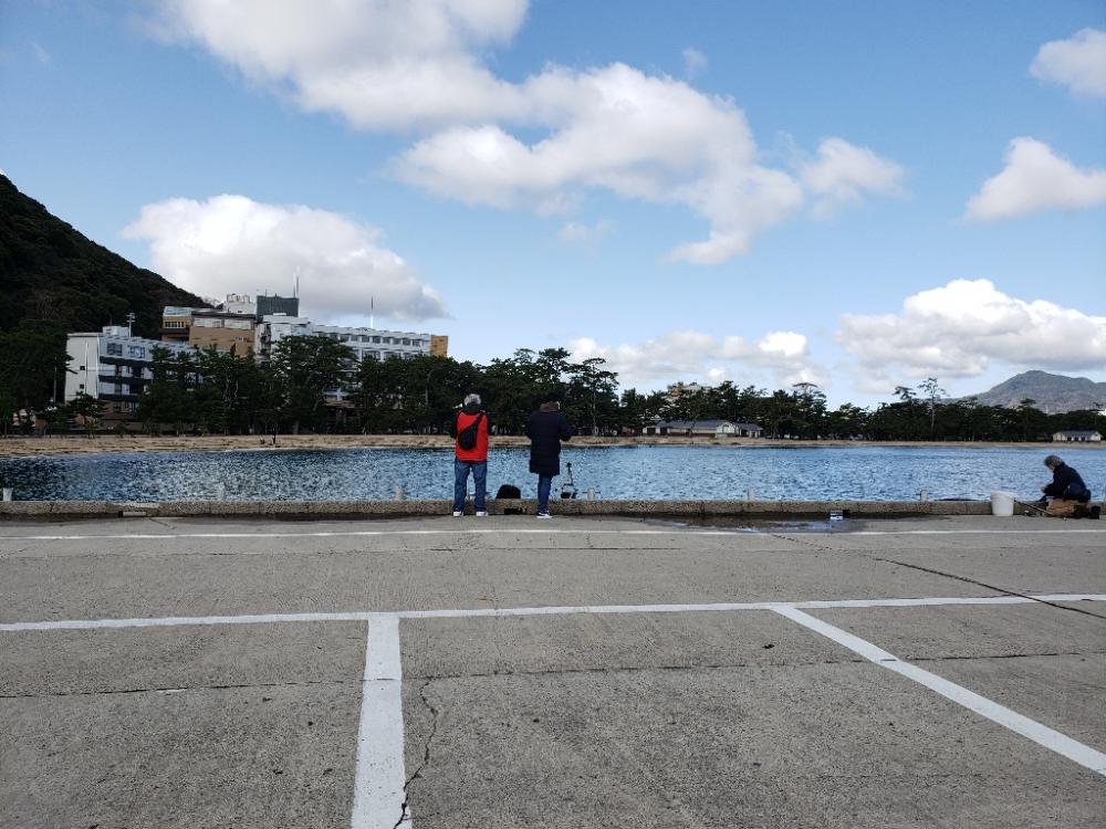 まだまだ渋い季節
