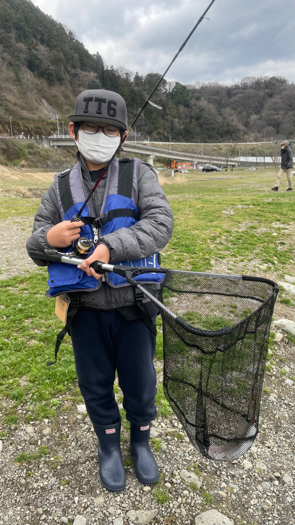 久々の中津川 長男トラウトリベンジ!