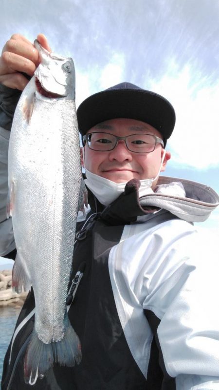 小島養魚場でトラウトサーモン狙い☆