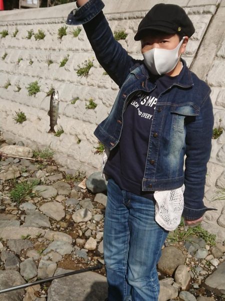 アマゴ釣り（管理釣り場）