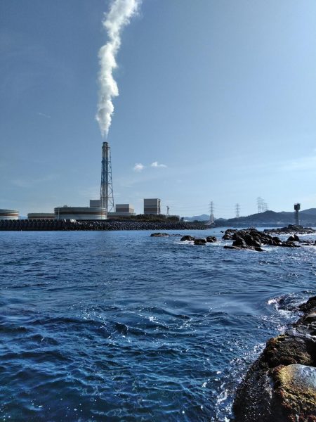 フカセ‥釣れないですネ・・