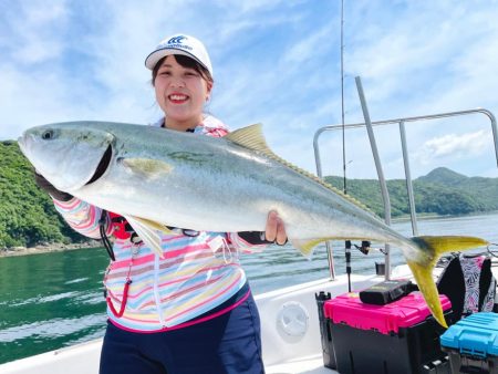 【天草】ライト落とし込みで95cmブリGE…