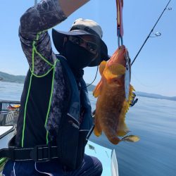 マイボートで丹後沖でジギング