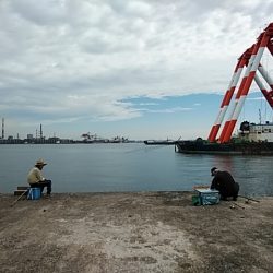 更に厳しい播磨新島のキス