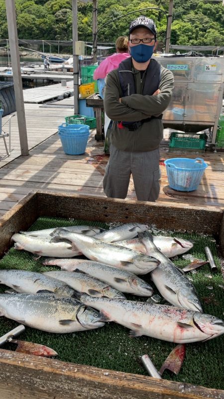 海恵のサーモンコーナー