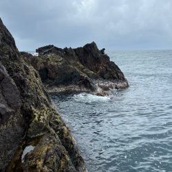 男鹿市戸賀寄島