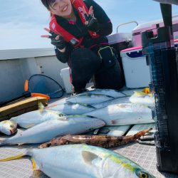 玄界灘で春のヒラマサジギング